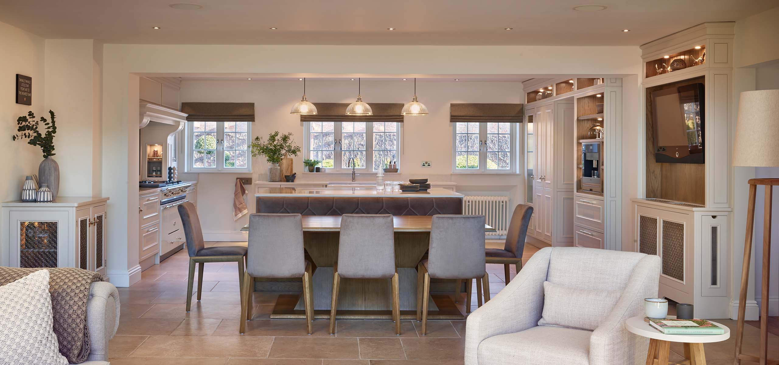 A luxury classic Englemere kitchen in full view