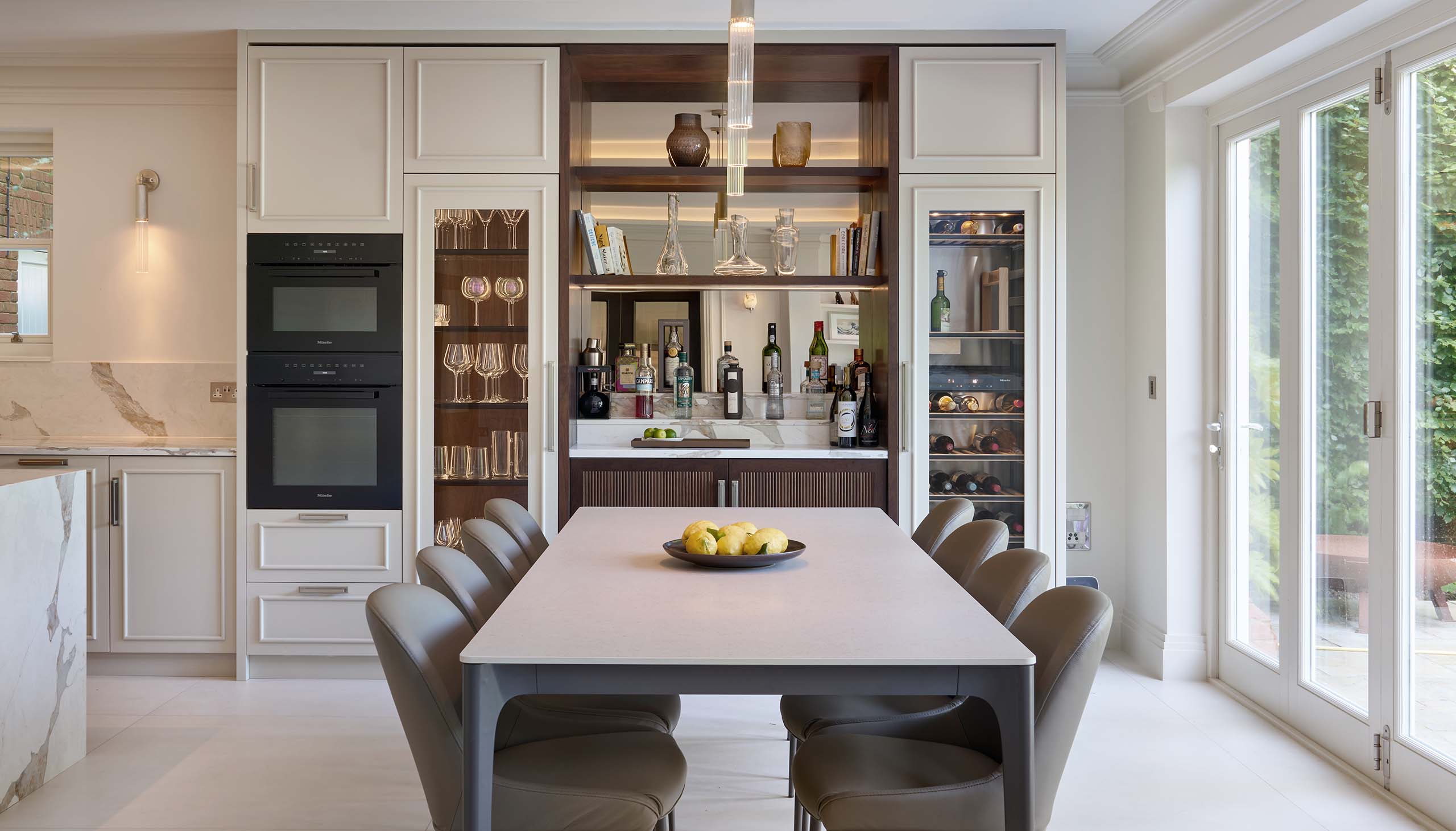Cambridge Sorrento Bespoke Bar Dining Space