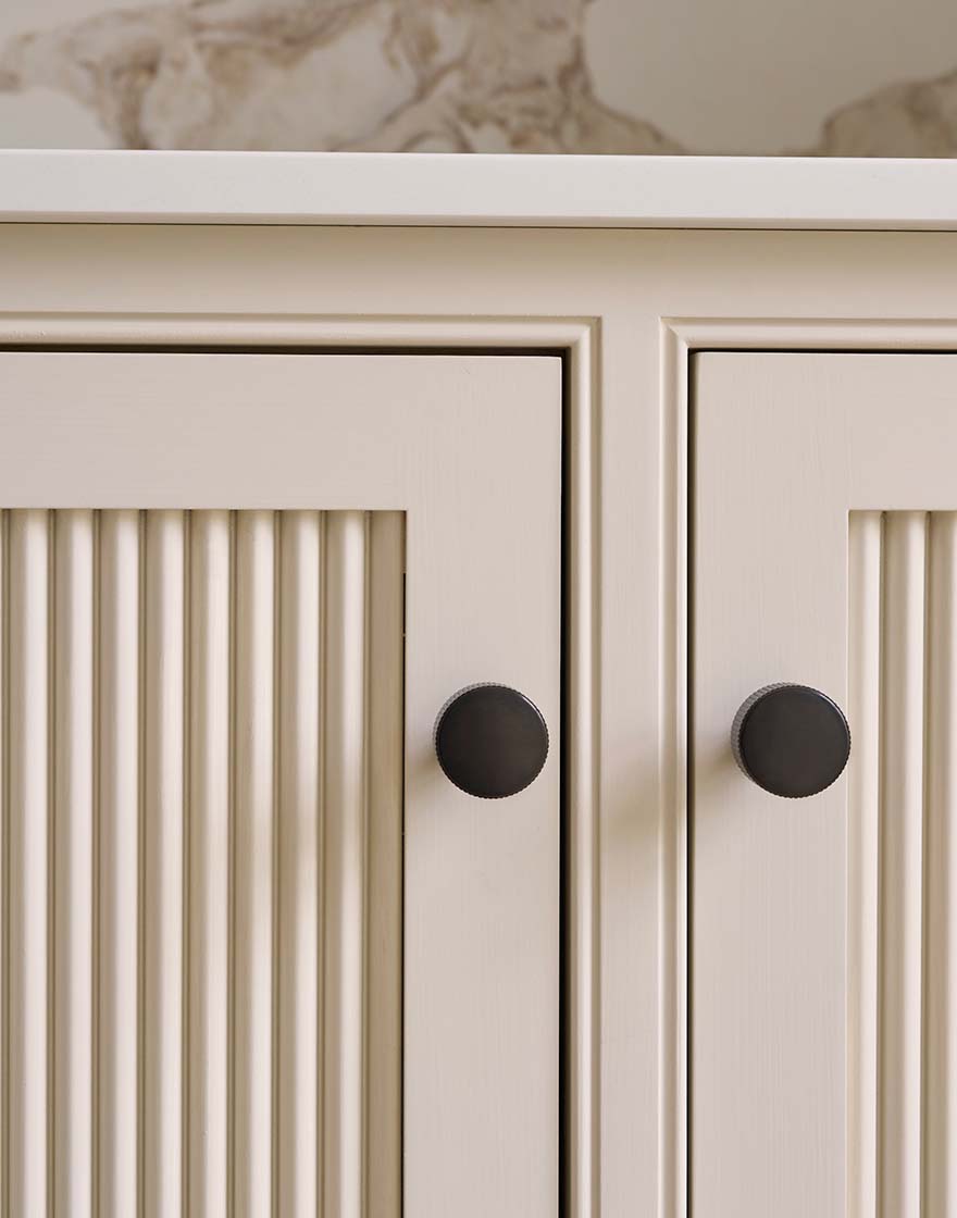 Tunbridge Wells Kent Shaker Lyon Framed Details