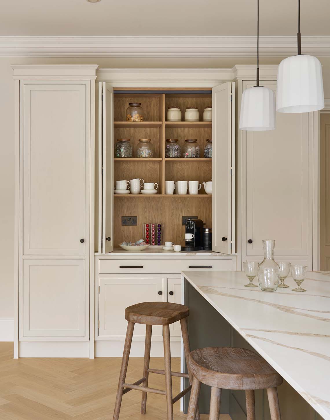 Tunbridge Wells Kent Shaker Lyon Framed Kitchen Project Portrait